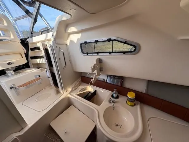 Slide: The Image of Grady-White Gulfstream 232 2017 - 26