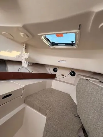 Slide: The Image of Grady-White Gulfstream 232 2017 - 27