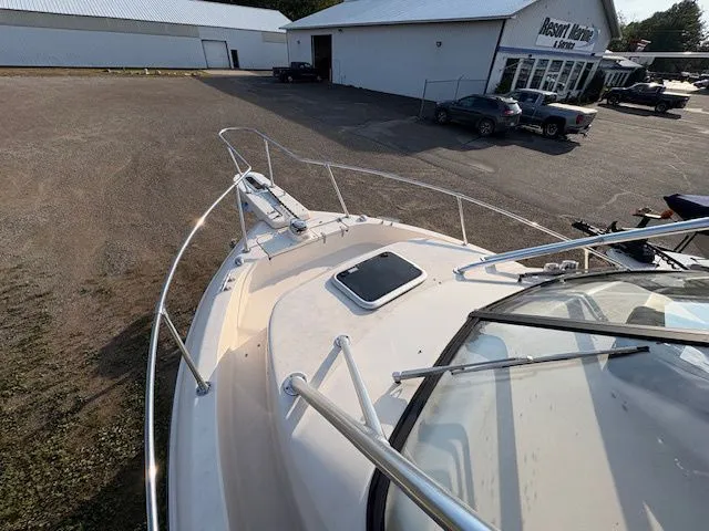 Slide: The Image of Grady-White Gulfstream 232 2017 - 29