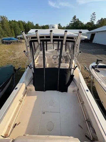 Slide: The Image of Grady-White Gulfstream 232 2017 - 31