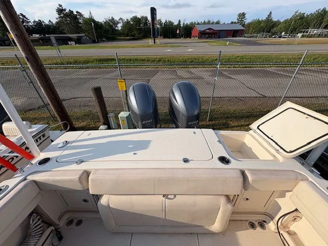 Slide: The Image of Grady-White Gulfstream 232 2017 - 32