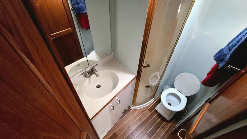 Slide: The Image of Ocean Yachts 48 Super Sport 1995 - 16