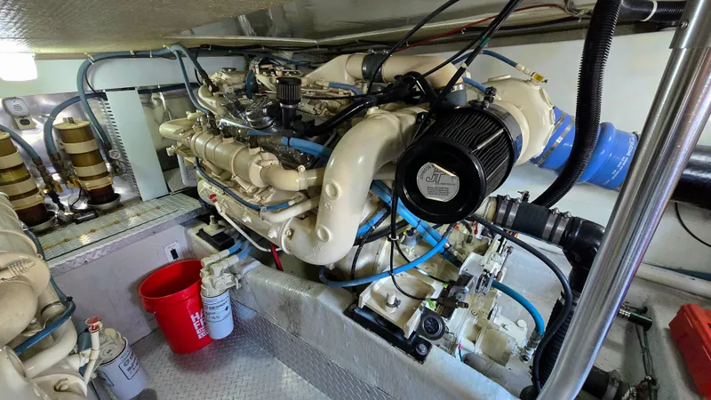 Slide: The Image of Ocean Yachts 48 Super Sport 1995 - 19