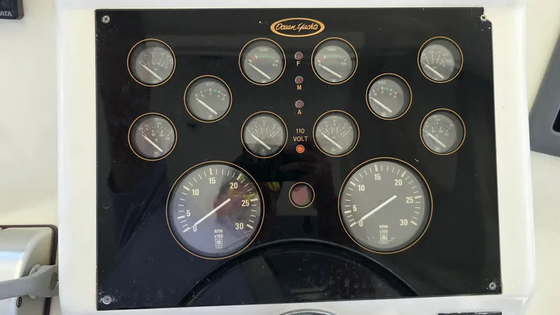 Slide: The Image of Ocean Yachts 48 Super Sport 1995 - 24