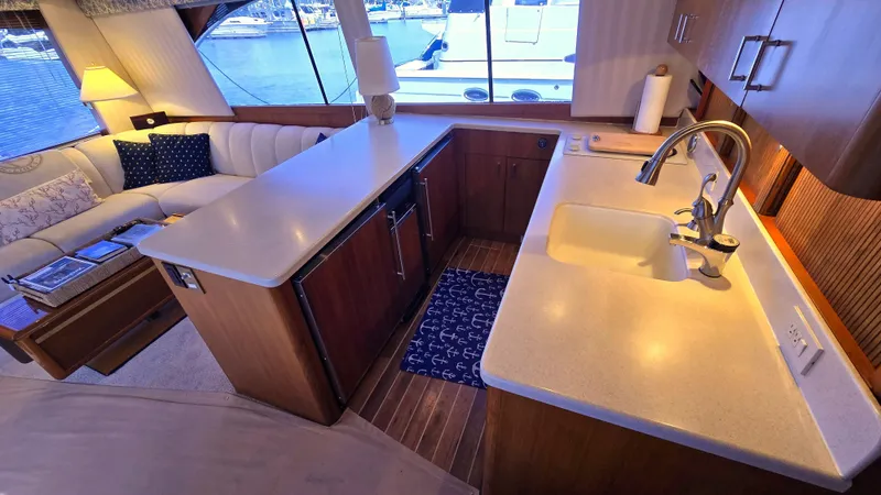 Slide: The Image of Ocean Yachts 48 Super Sport 1995 - 27