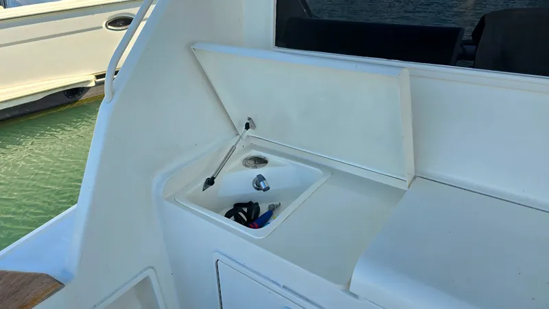 Slide: The Image of Ocean Yachts 48 Super Sport 1995 - 5