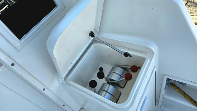 Slide: The Image of Ocean Yachts 48 Super Sport 1995 - 7