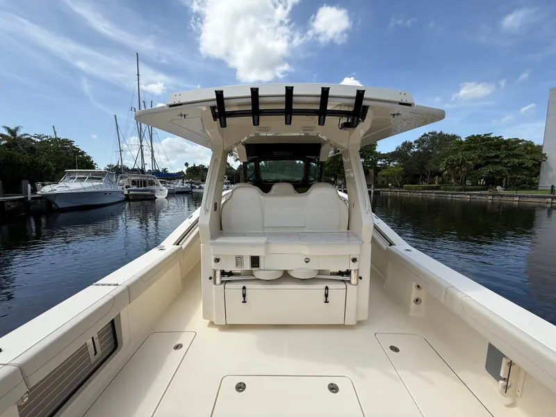 Slide: The Image of Scout 425 LXF 2026 - 12