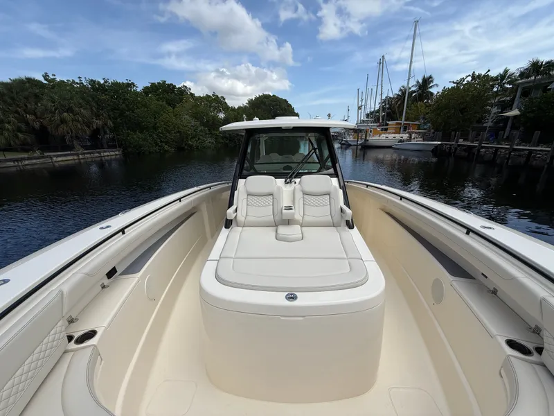 Slide: The Image of Scout 425 LXF 2026 - 14