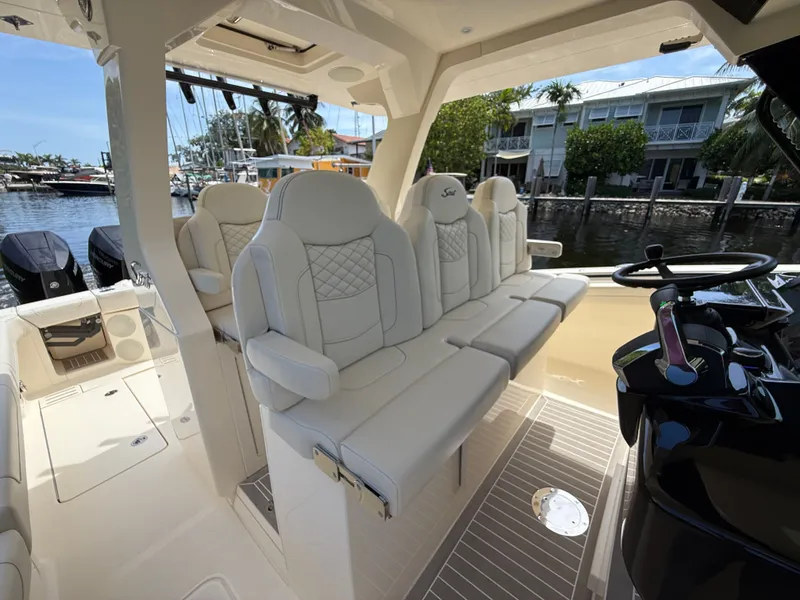 Slide: The Image of Scout 425 LXF 2026 - 4