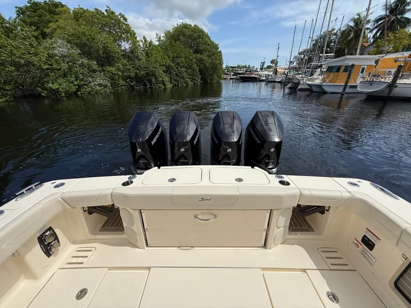 Slide: The Image of Scout 425 LXF 2026 - 7