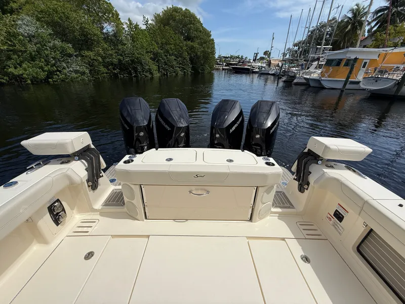 Slide: The Image of Scout 425 LXF 2026 - 8