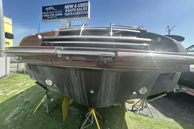Slide: The Image of 2005 Riva RivaRama 44 yacht displayed at Miami Boat Place for sale. - 16
