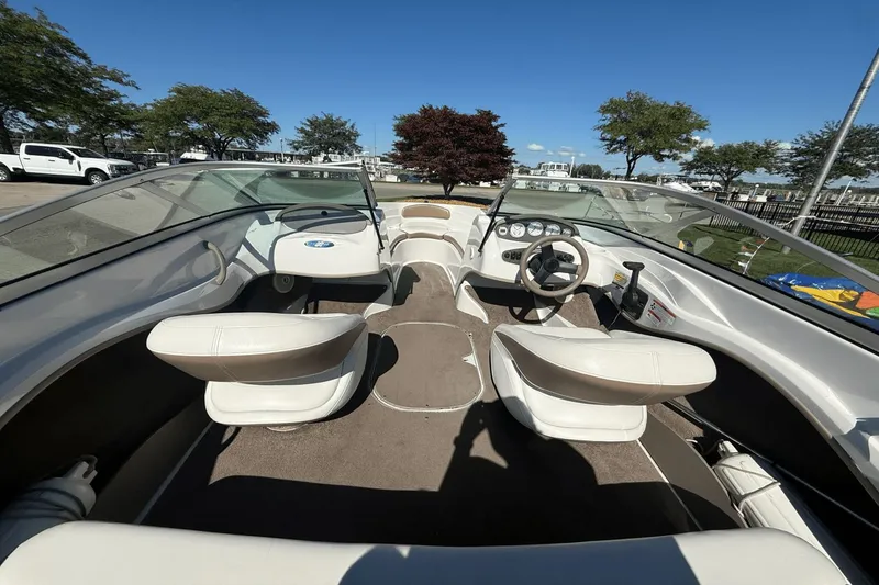 Slide: The Image of Four Winns 190 Horizon 2008 - 13