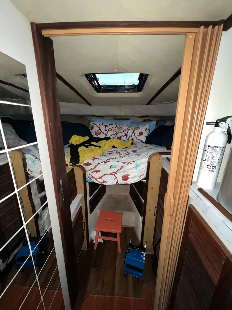 Slide: The Image of Silverton 37 Convertible 1981 - 22