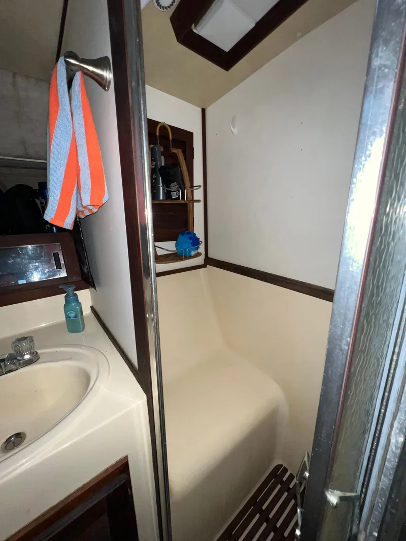 Slide: The Image of Silverton 37 Convertible 1981 - 27