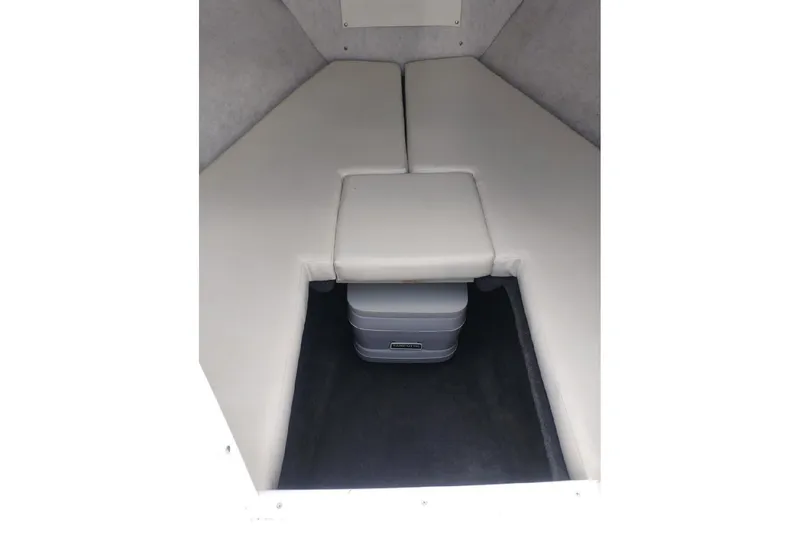 Slide: The Image of 1999 Wellcraft Scarab 302 Sport boat side view with ladder in background. - 13