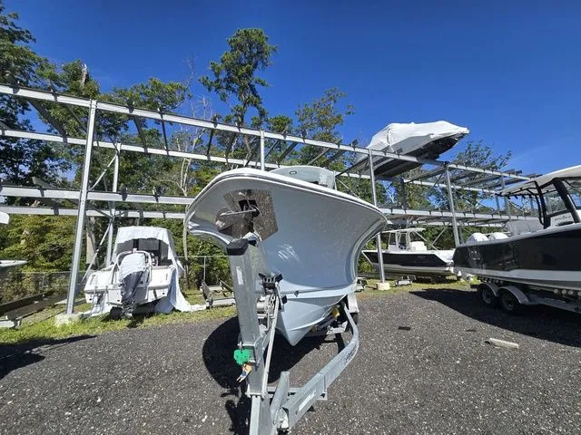 The Image of Sea Hunt Ultra 275 SE 2026 - 1