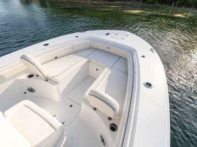 Slide: The Image of Sea Hunt Ultra 275SE 2027 - 7
