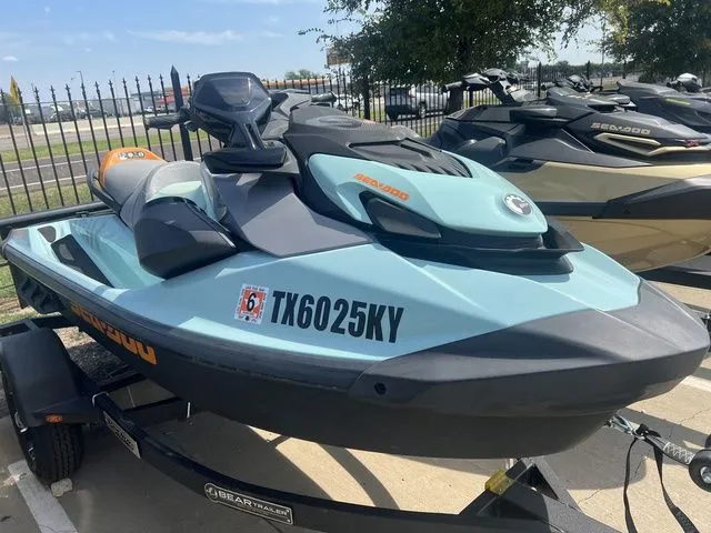 Slide: The Image of Sea-Doo Wake 170 2024 - 2