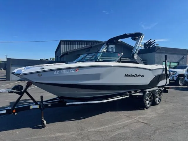 Slide: The Image of MasterCraft NXT24 2022 - 2