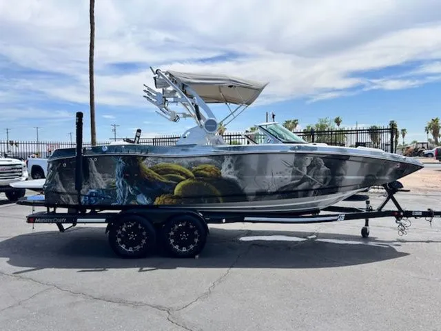Slide: The Image of MasterCraft XT22 2019 - 5