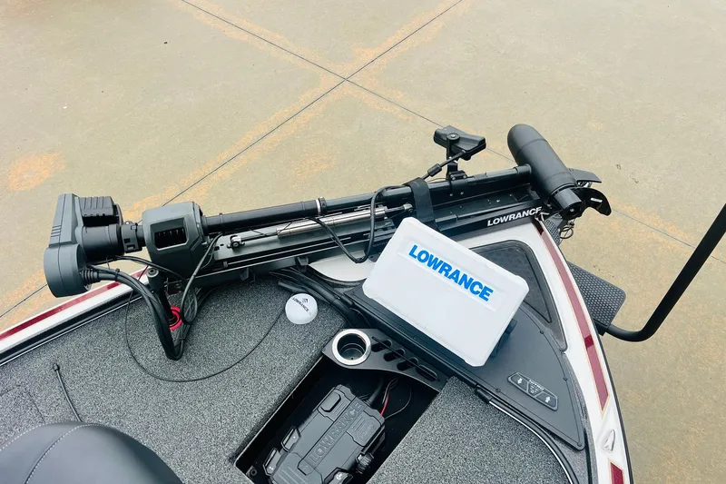 Slide: The Image of 2021 Nitro Z19 Pro boat with Lowrance equipment on deck. - 15