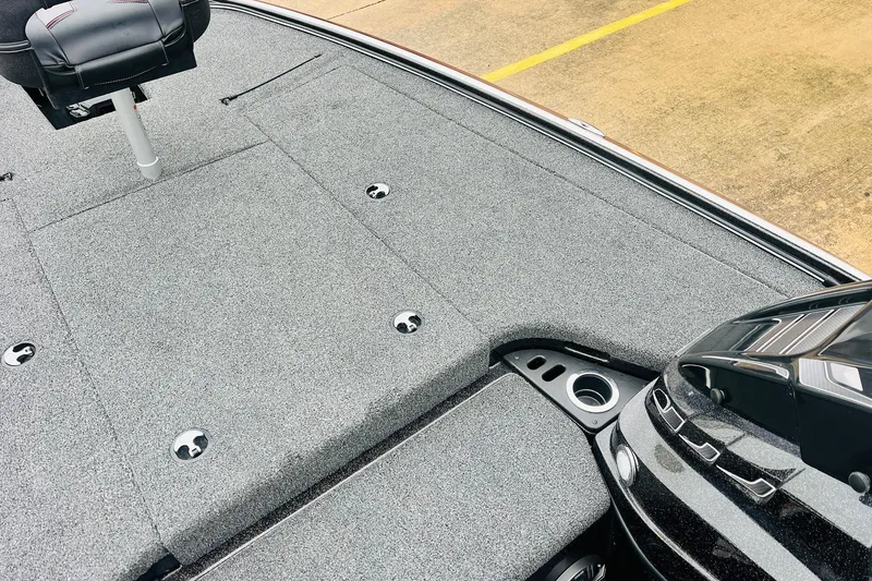 Slide: The Image of 2021 Nitro Z19 Pro boat deck with seating and storage compartments. - 18