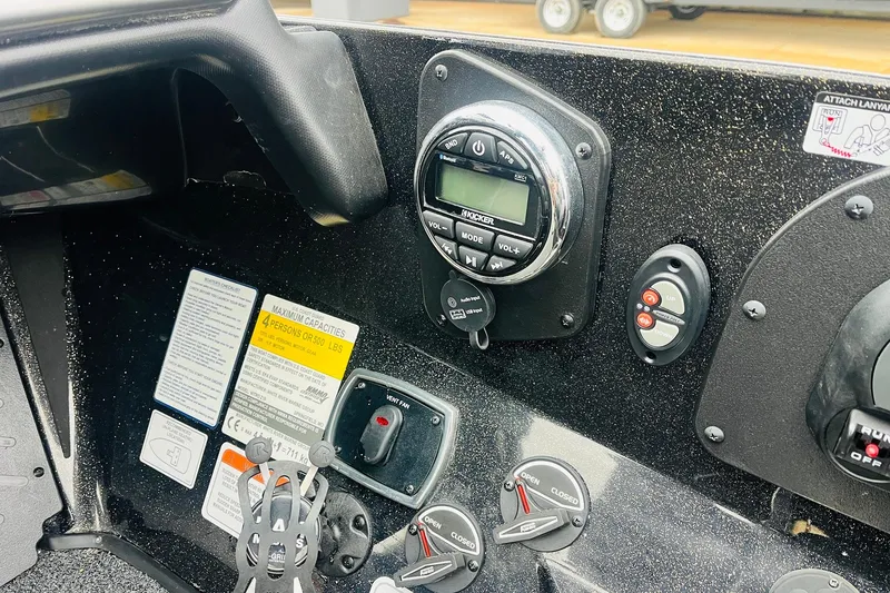 Slide: The Image of Dashboard of a 2021 Nitro Z19 Pro boat with control panel and audio system. - 38