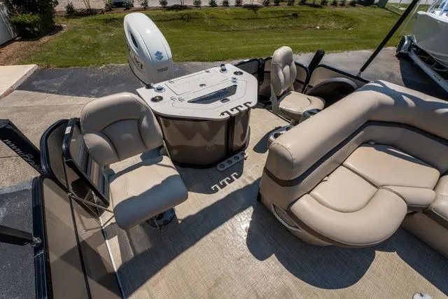 Slide: The Image of South Bay 224FCR 2.75 2019 - 15