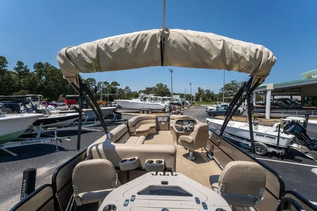 Slide: The Image of South Bay 224FCR 2.75 2019 - 19