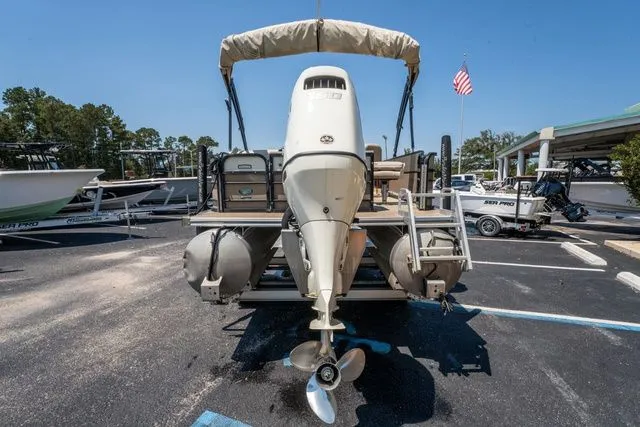 Slide: The Image of South Bay 224FCR 2.75 2019 - 4