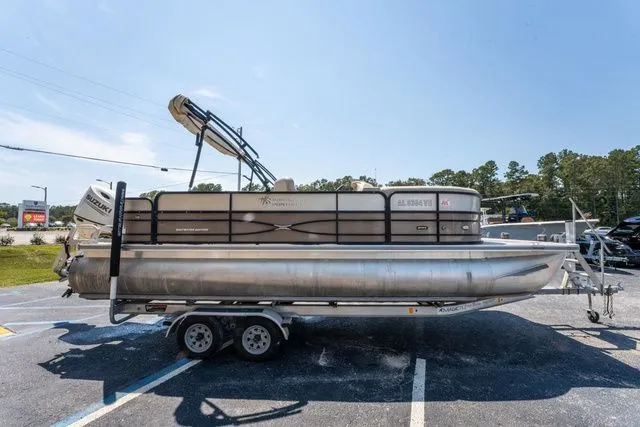 Slide: The Image of South Bay 224FCR 2.75 2019 - 6