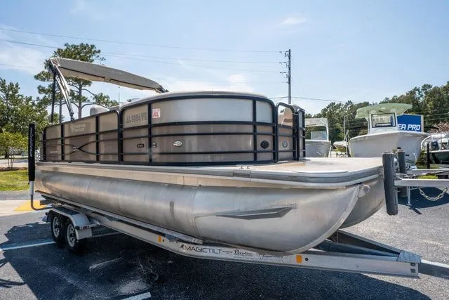 Slide: The Image of South Bay 224FCR 2.75 2019 - 7