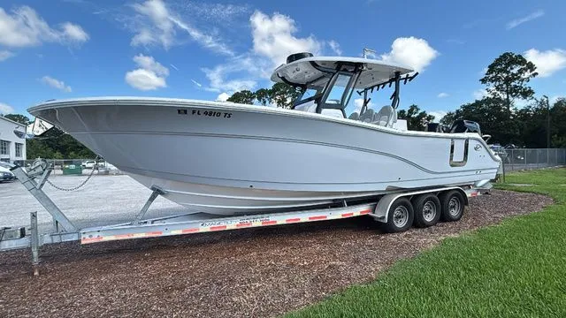 Slide: The Image of Sea Fox 328 Commander 2024 - 5