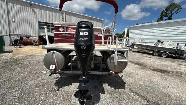 Slide: The Image of Sun Tracker Party Barge 20 DLX 2014 - 17