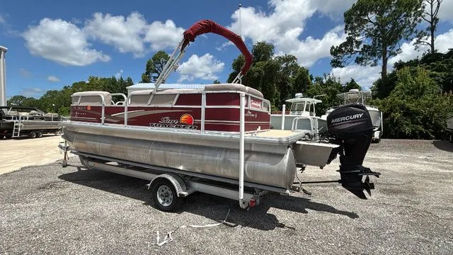 Slide: The Image of Sun Tracker Party Barge 20 DLX 2014 - 19