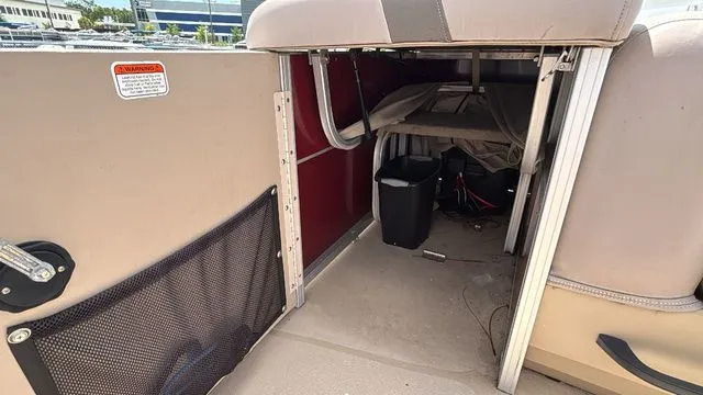 Slide: The Image of Sun Tracker Party Barge 20 DLX 2014 - 8