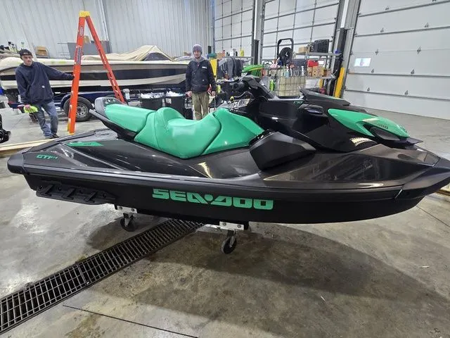 Slide: The Image of Sea-Doo GTI 2026 - 3