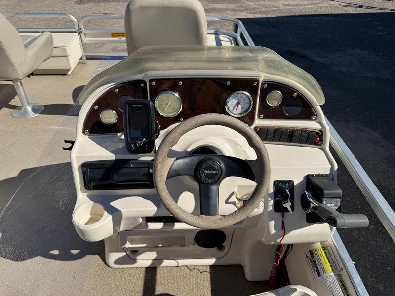 Slide: The Image of Sweetwater 2222 DF Pontoon 2004 - 24