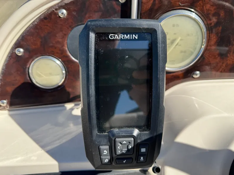 Slide: The Image of Sweetwater 2222 DF Pontoon 2004 - 26