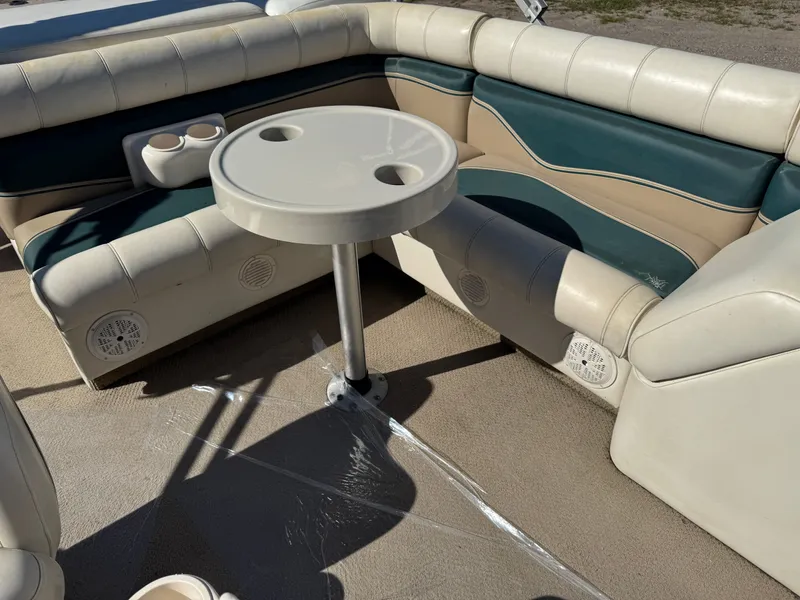 Slide: The Image of Sweetwater 2222 DF Pontoon 2004 - 36