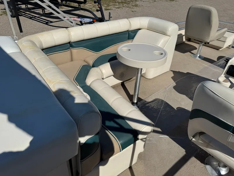 Slide: The Image of Sweetwater 2222 DF Pontoon 2004 - 38