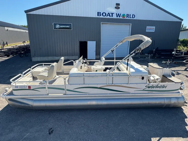 Slide: The Image of Sweetwater 2222 DF Pontoon 2004 - 4