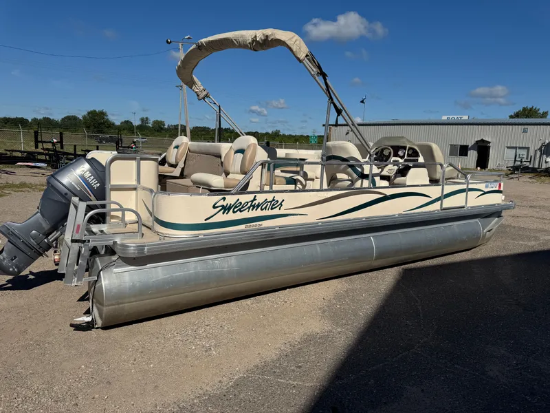 Slide: The Image of Sweetwater 2222 DF Pontoon 2004 - 63