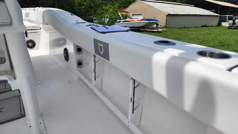 Slide: The Image of Sea Fox 248 Commander 2026 - 10