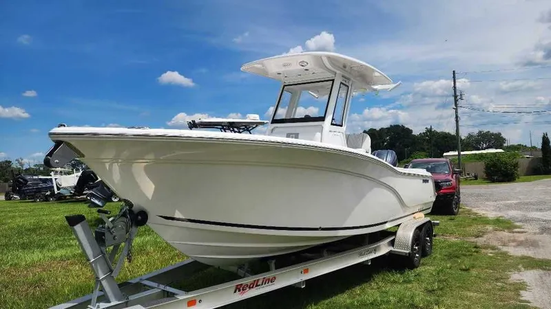 Slide: The Image of Sea Fox 248 Commander 2026 - 11