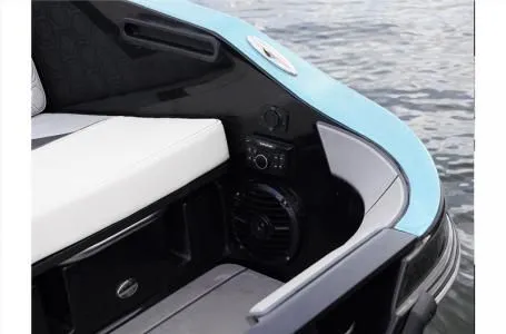 Slide: The Image of Bayliner H22 2023 - 15