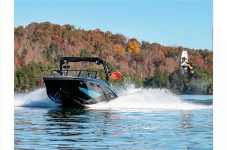 Slide: The Image of Bayliner H22 2023 - 16