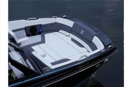 Slide: The Image of Bayliner H22 2023 - 19